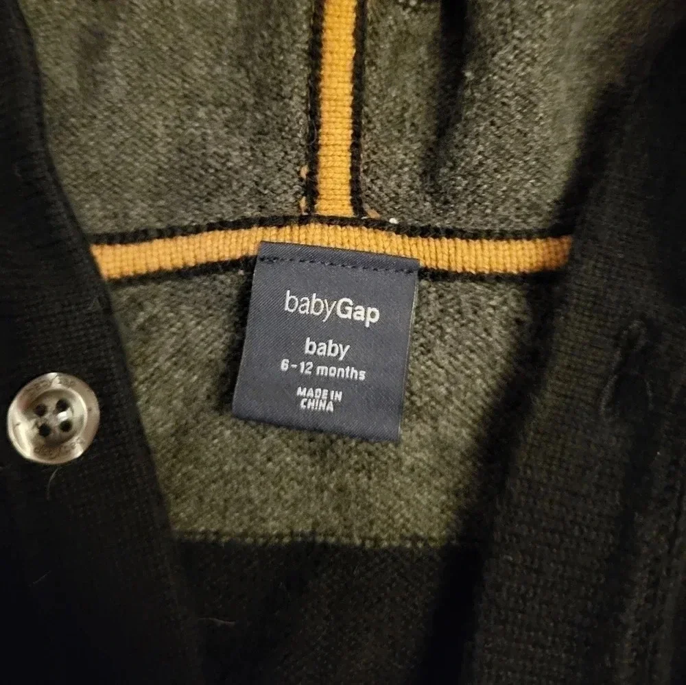 NWOT Baby Gap Coverall Size‎ 6-12 Months